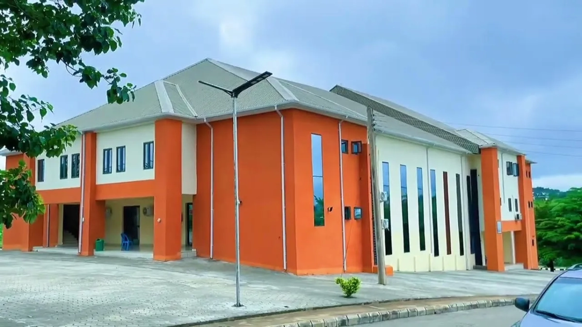 Veritas University