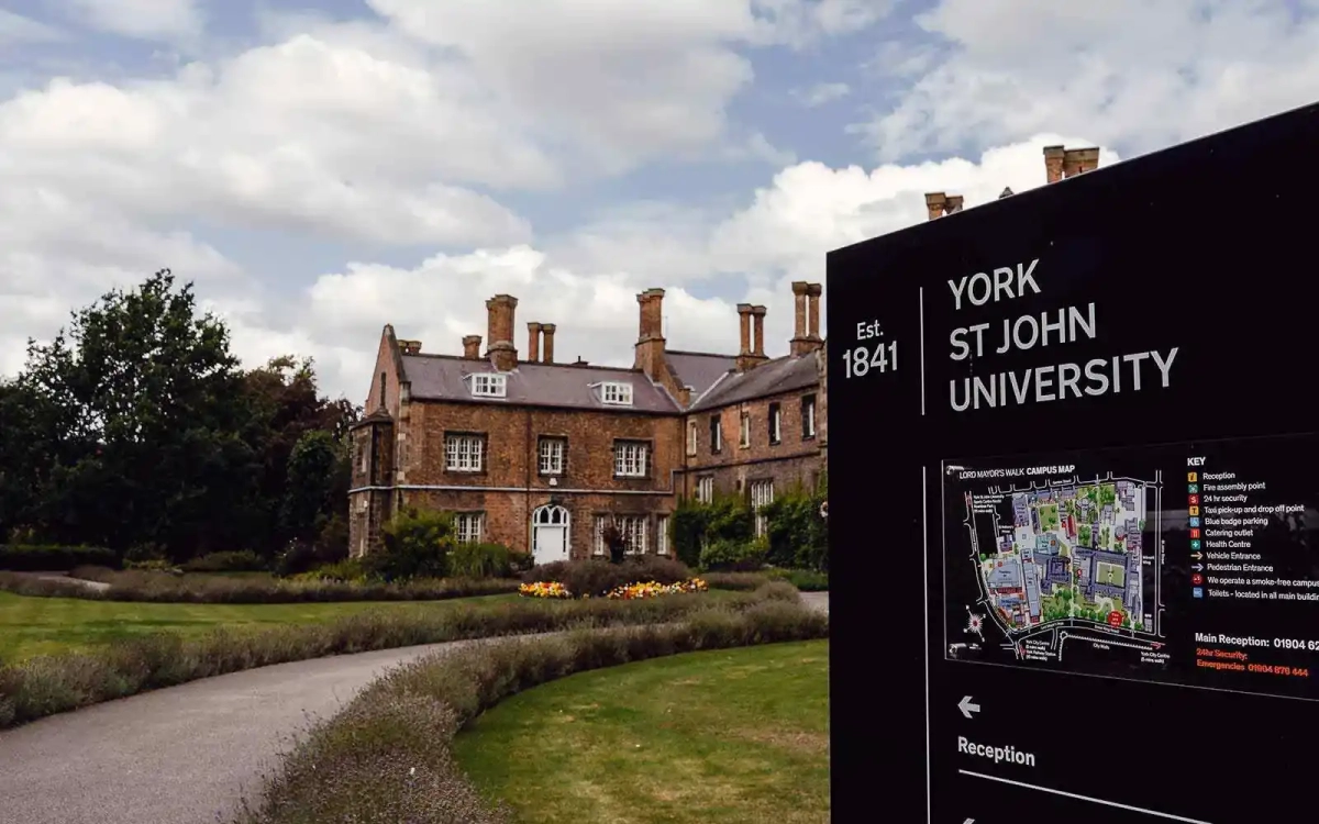 York St John University